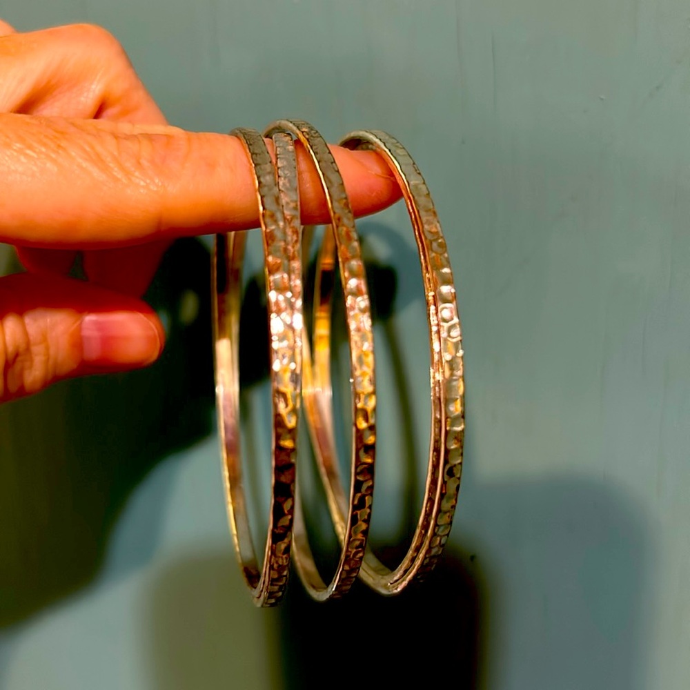 Hammered Silvertone Connected Bangle Bracelet